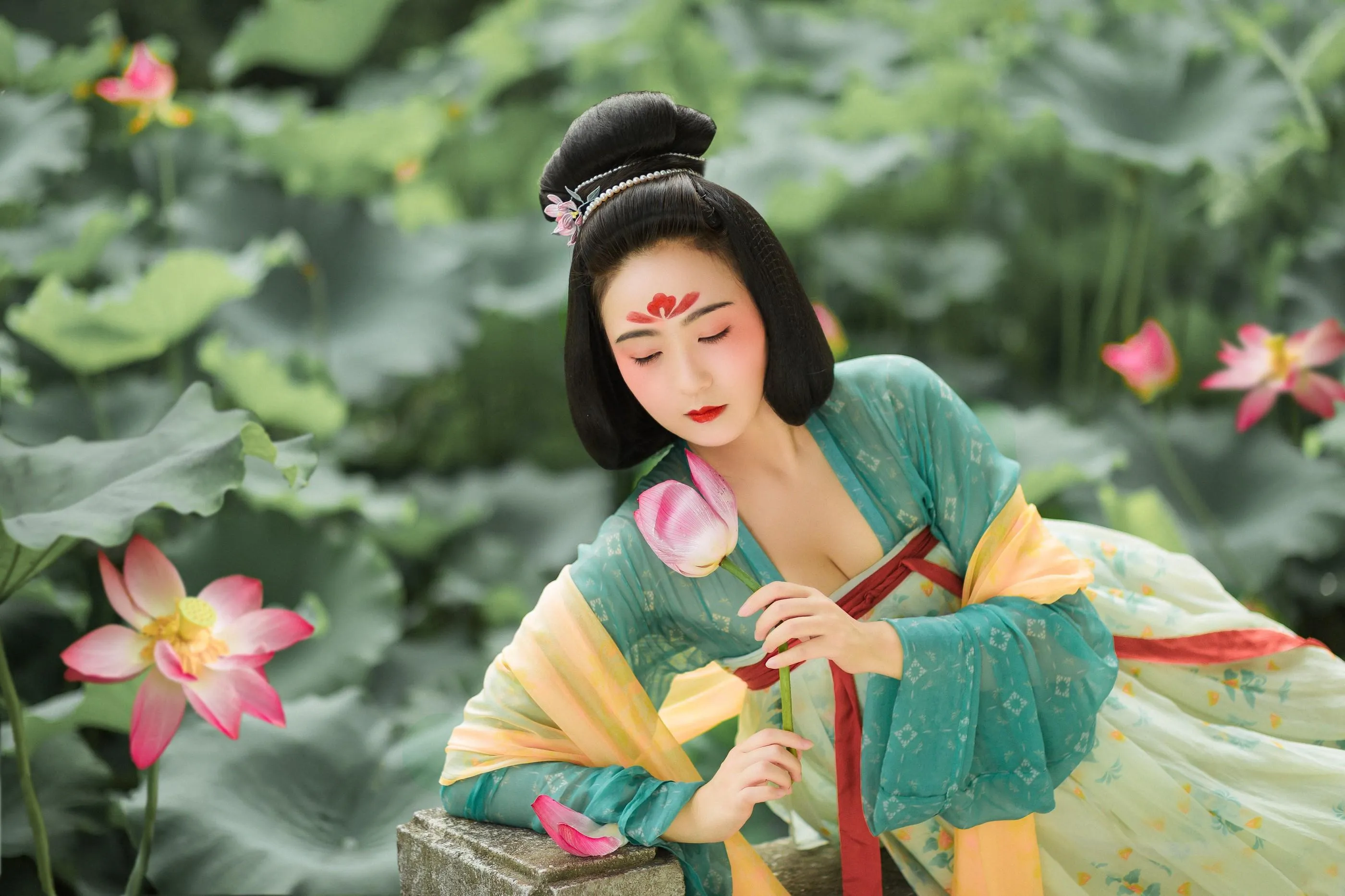 [YITUYU艺图语]2022.01.14 荷 徐悦尔 [23P]插图5